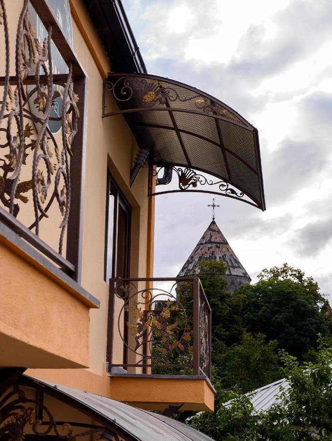 Karnel Hotel Sanain Exterior foto