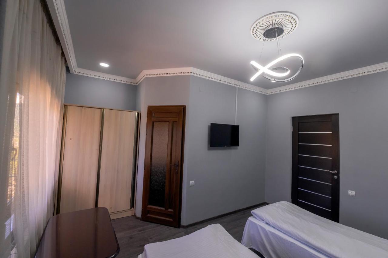 Karnel Hotel Sanain Exterior foto